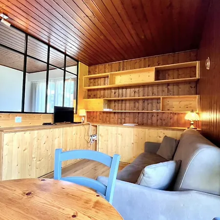 Apartment Superb In *